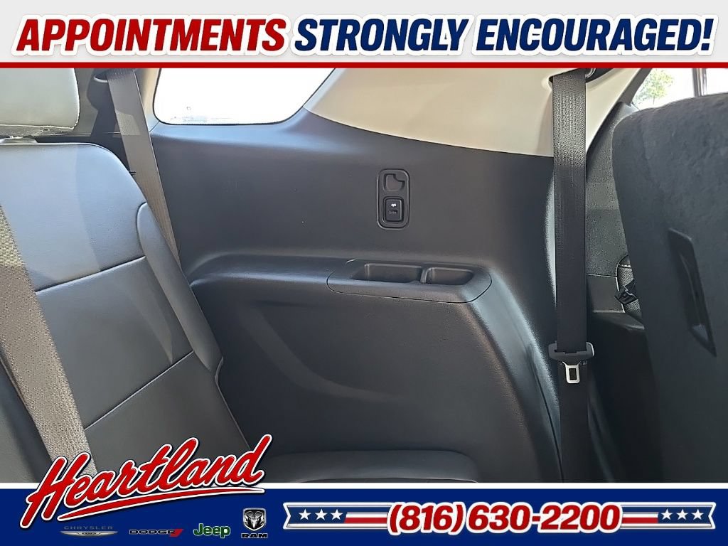 Used 2021 Chevrolet Traverse Premier AWD/4WD image 87