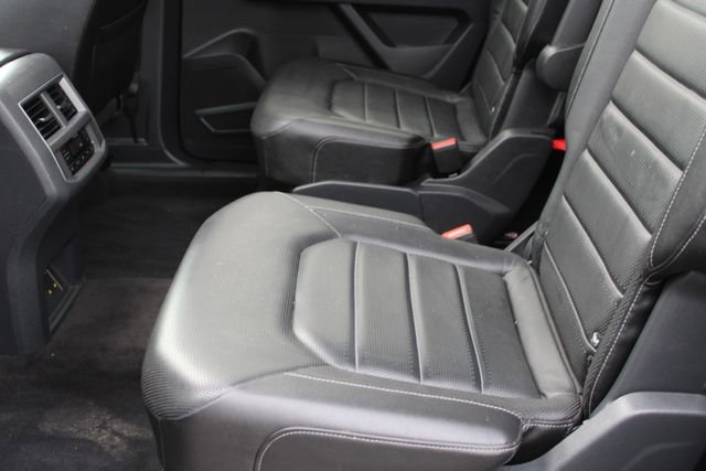 Used 2018 Volkswagen Atlas SEL Premium AWD/4WD image 40
