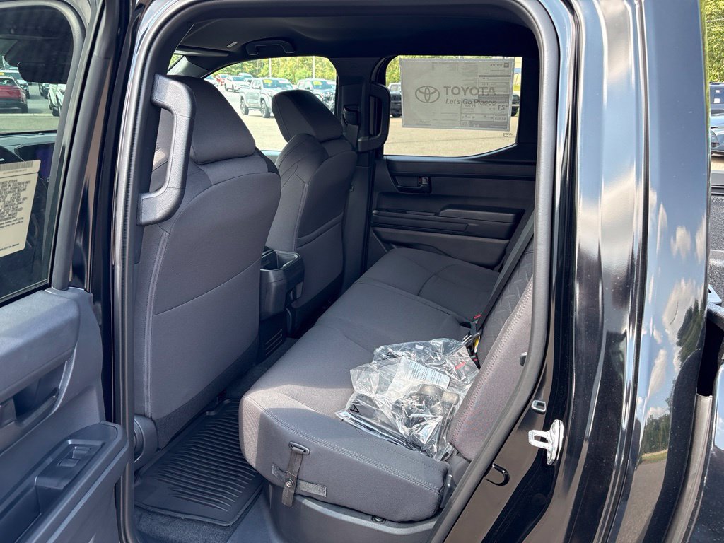 Used 2026 Toyota Tacoma SR5 AWD/4WD image 15