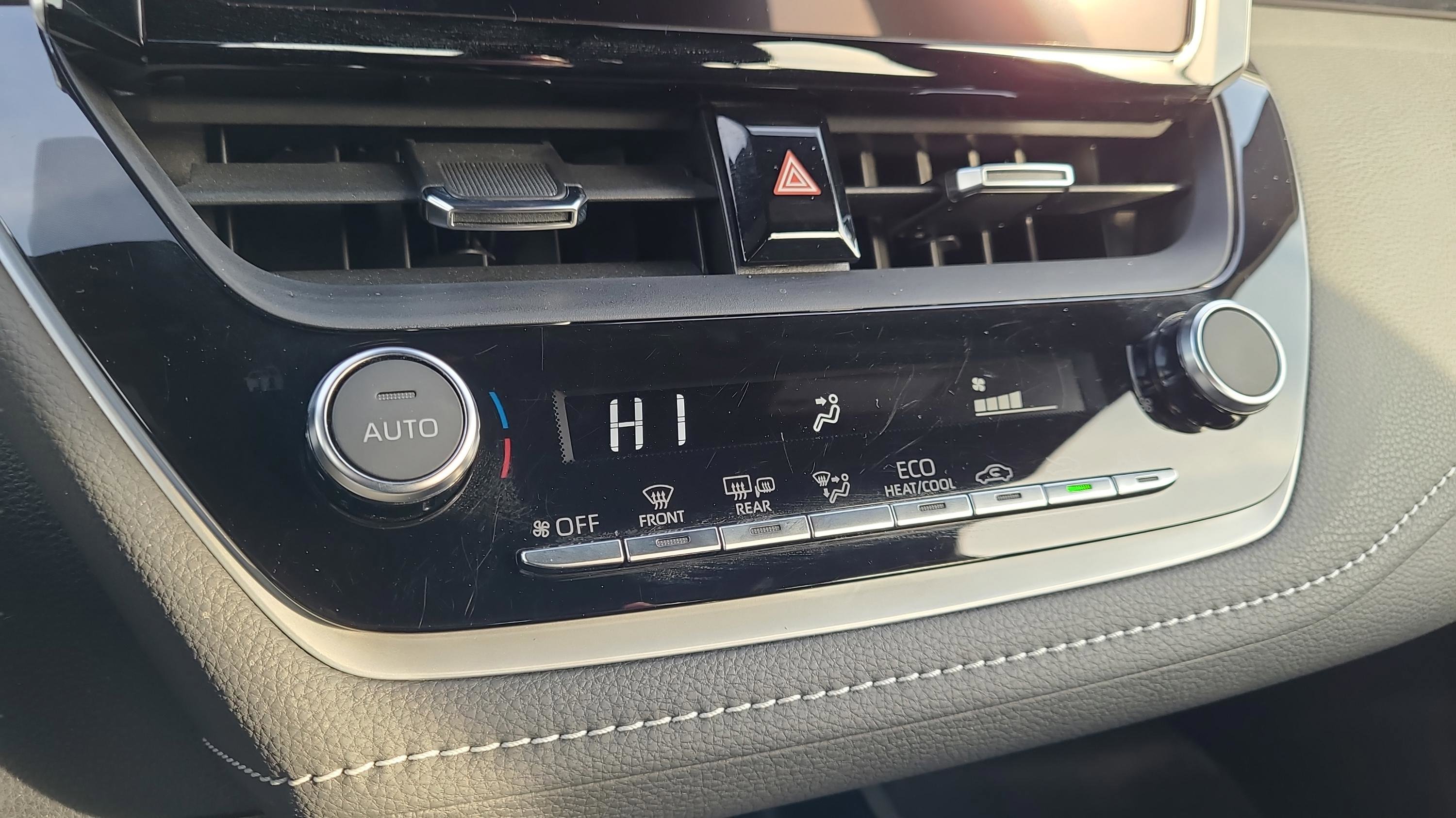 Used 2024 Toyota Corolla SE image 20