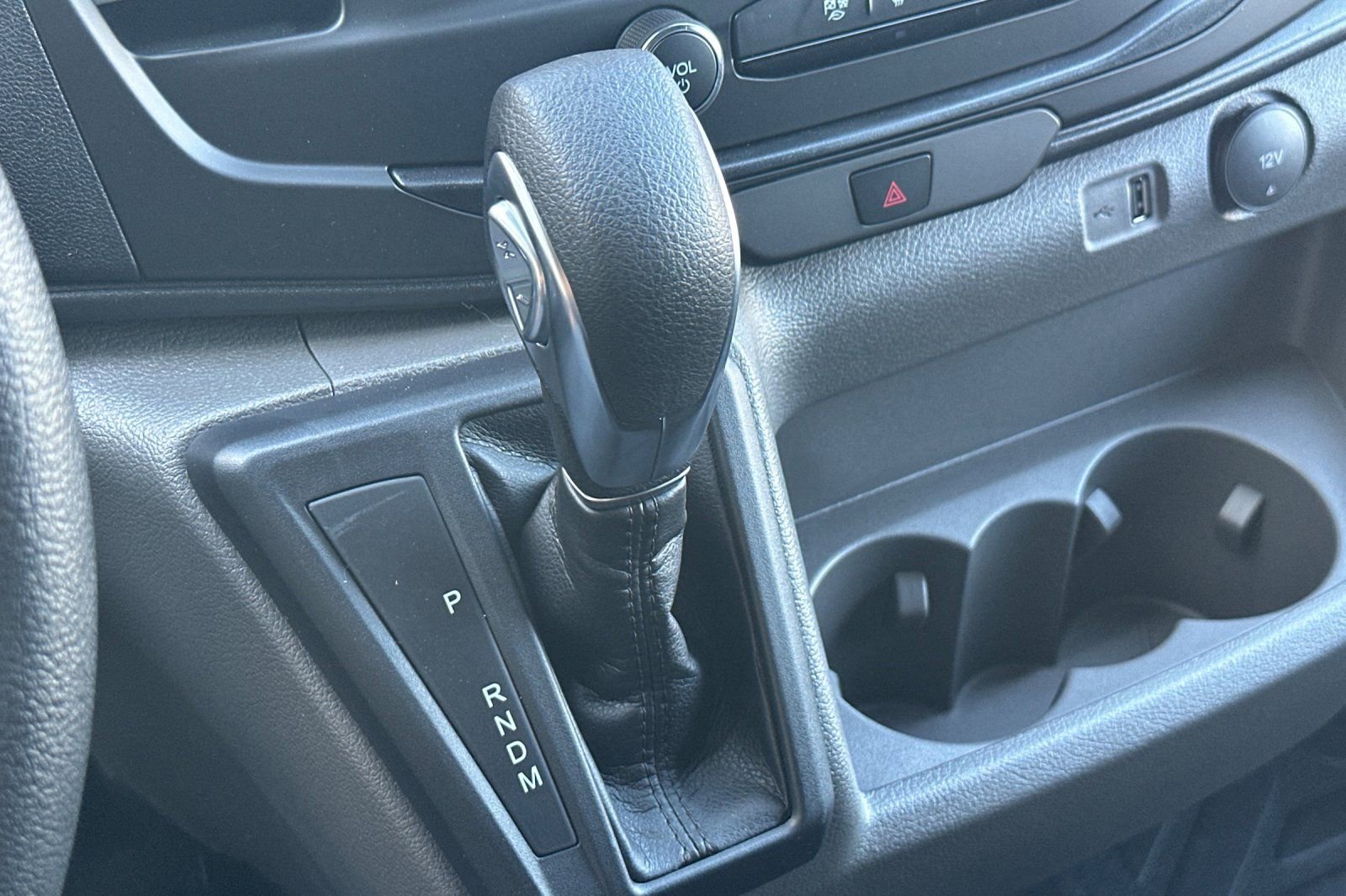 New 2026 Ford Transit 250 148 Medium Roof w/ Load Area Protection Package image 20