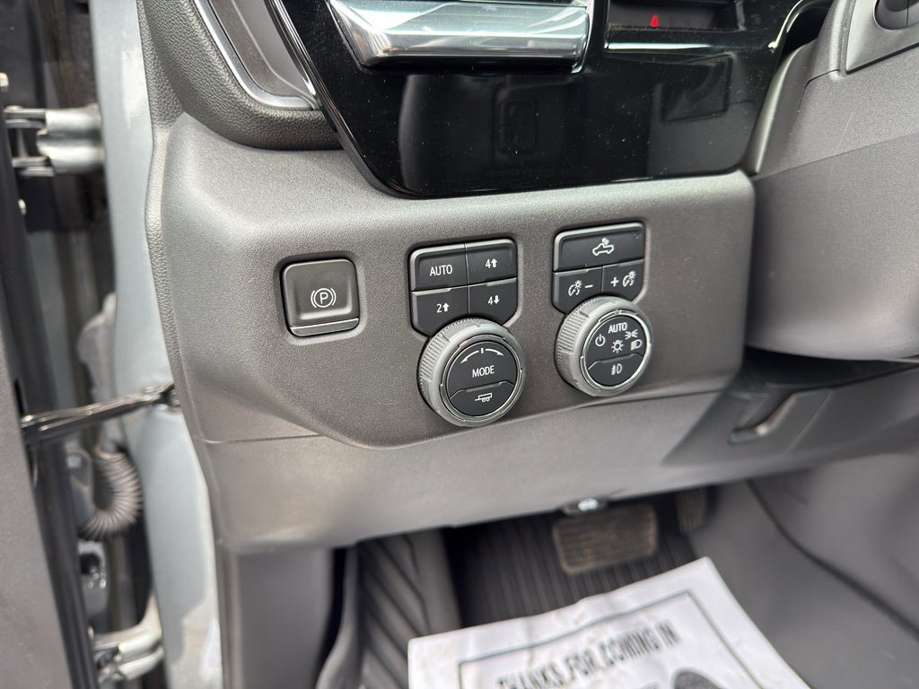 Used 2023 Chevrolet Silverado 1500 LT Trail Boss AWD/4WD image 12