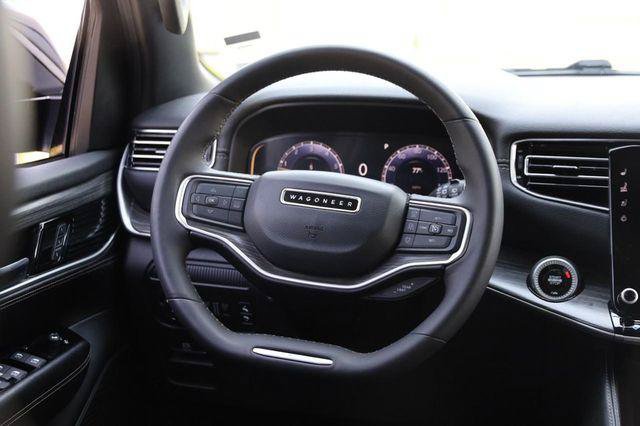 Used 2024 Jeep Wagoneer Series II w/ Flexible Seating Group AWD/4WD image 27