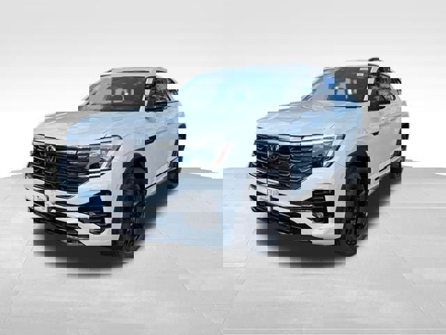 New 2026 Volkswagen Atlas Cross Sport SEL R-Line image 3