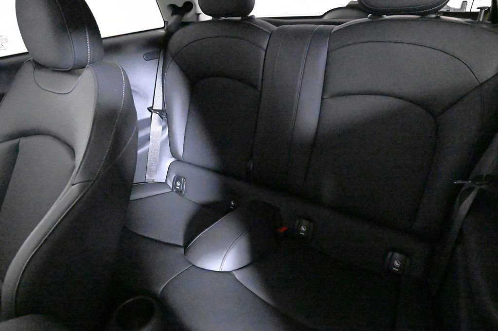 Used 2023 MINI Cooper S image 18