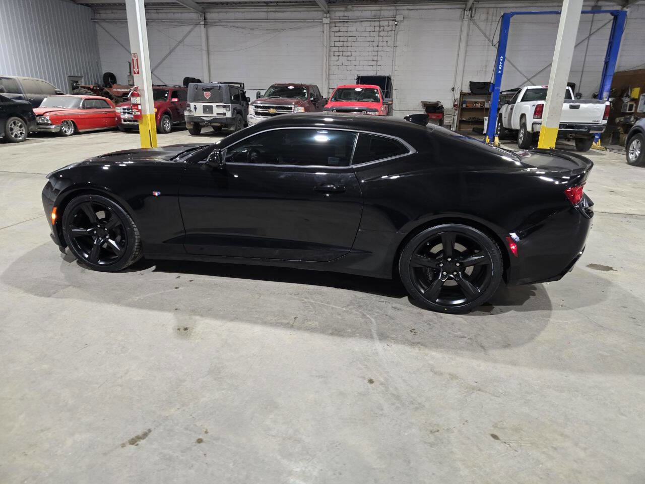 Used 2017 Chevrolet Camaro SS image 6