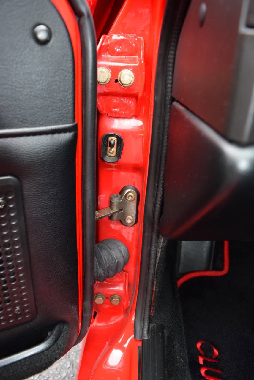Used 1993 Porsche 968 image 45