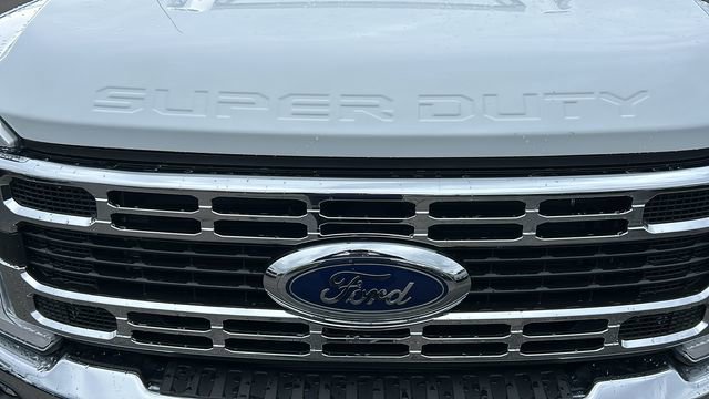 New 2026 Ford F550 4x4 SuperCab Super Duty image 8