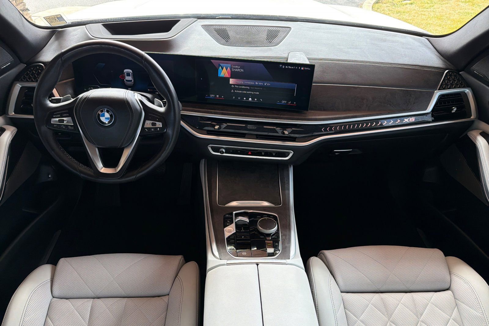 Used 2024 BMW X5 xDrive50e w/ Premium Package image 18