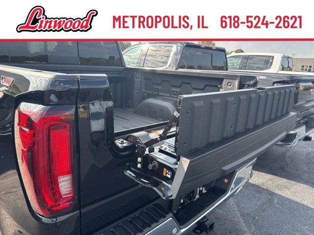 New 2026 GMC Sierra 1500 SLT w/ SLT Premium Plus Package image 5