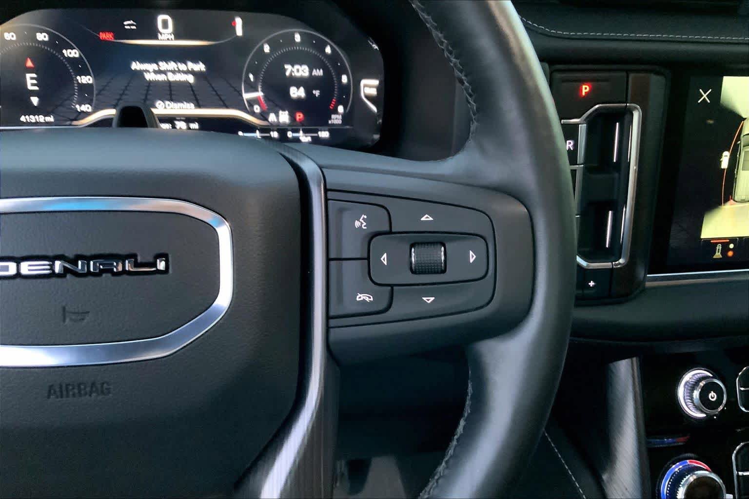 Used 2023 GMC Yukon Denali Ultimate AWD/4WD image 24