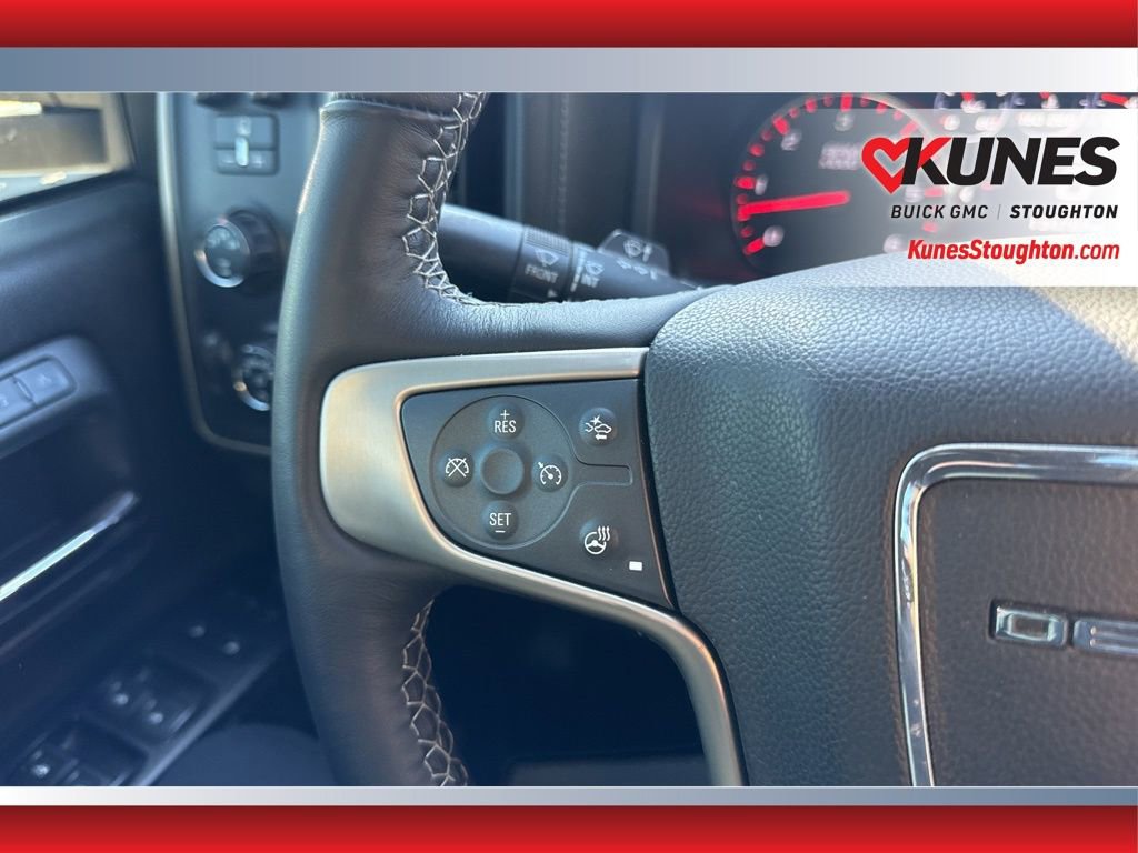 Used 2015 GMC Sierra 2500 Denali w/ Driver Alert Package image 28