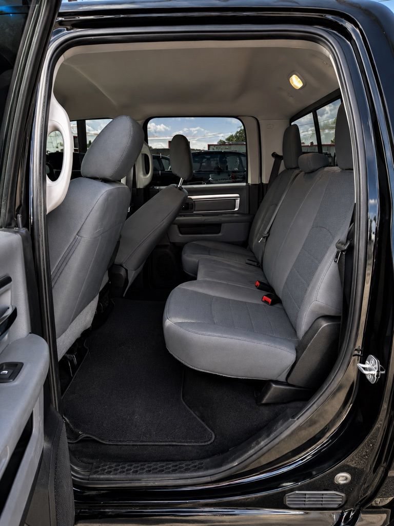 Used 2018 RAM 2500 SLT AWD/4WD image 4