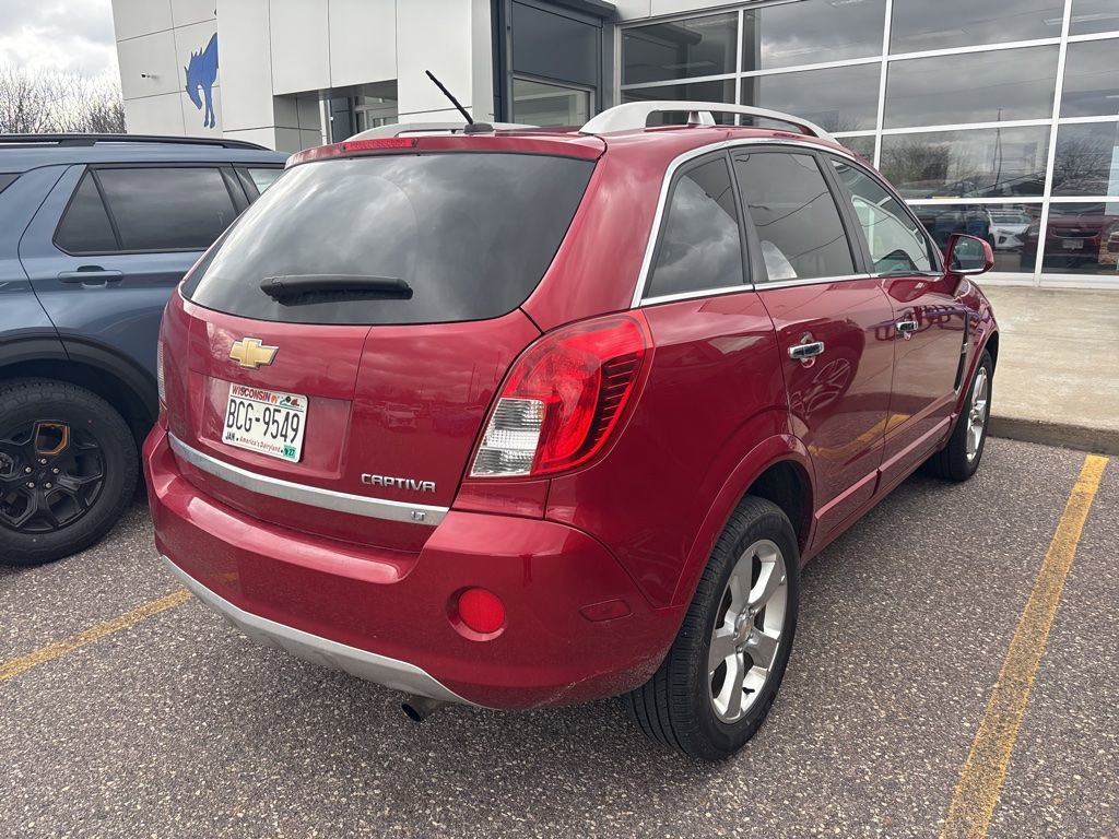 Used 2015 Chevrolet Captiva Sport LT w/ Convenience Package FWD image 3