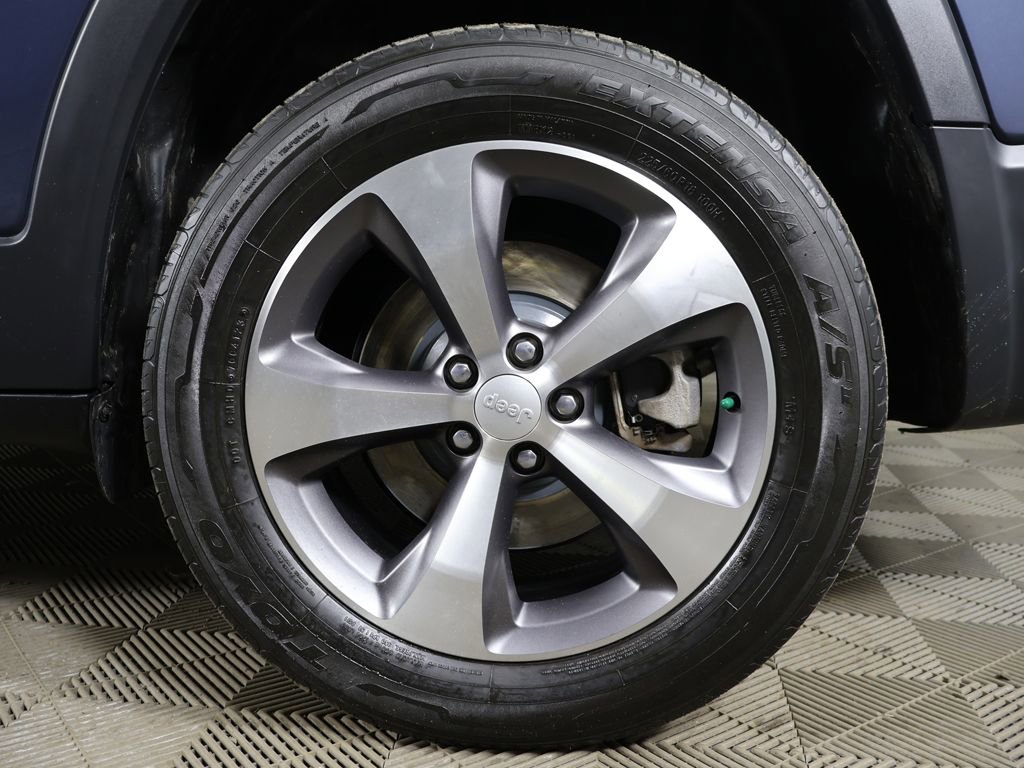 Used 2021 Jeep Cherokee Limited image 20