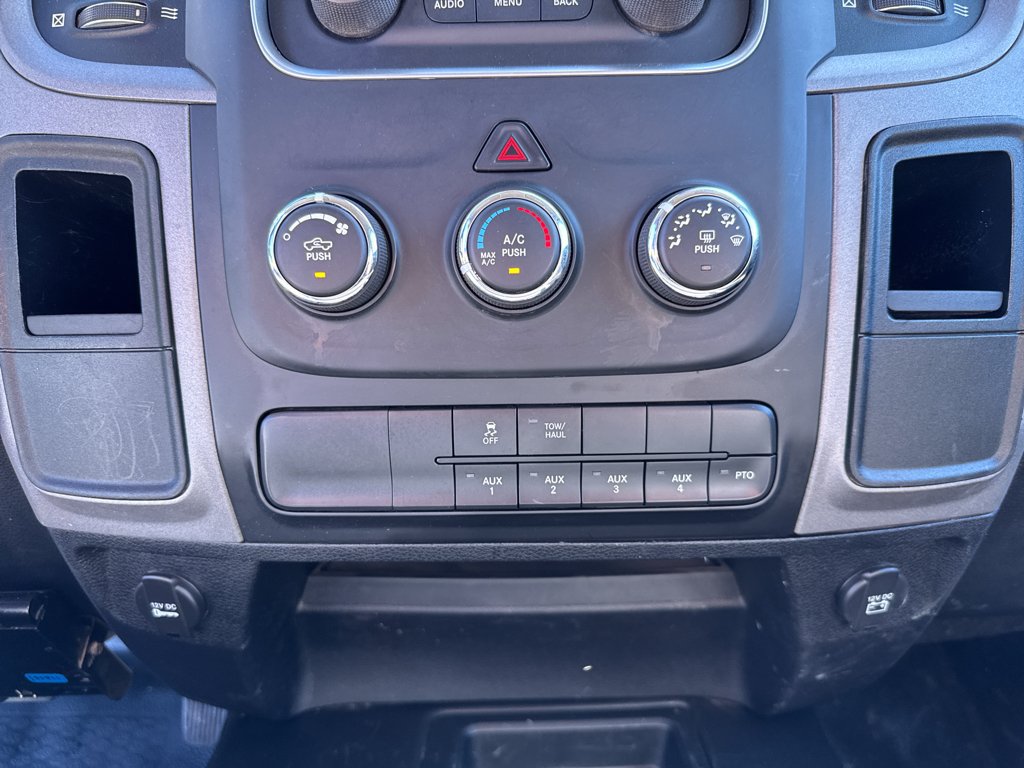 Used 2016 RAM 5500 Tradesman w/ Power & Remote Entry Group AWD/4WD image 25