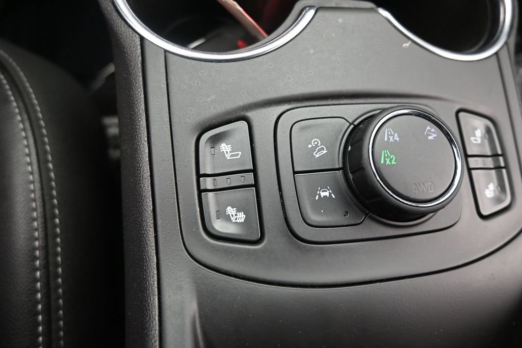 Used 2024 GMC Terrain SLT AWD/4WD image 33