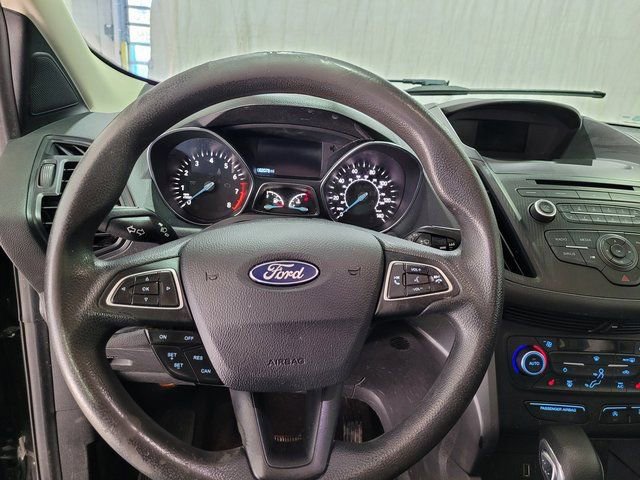 Used 2018 Ford Escape SE image 28