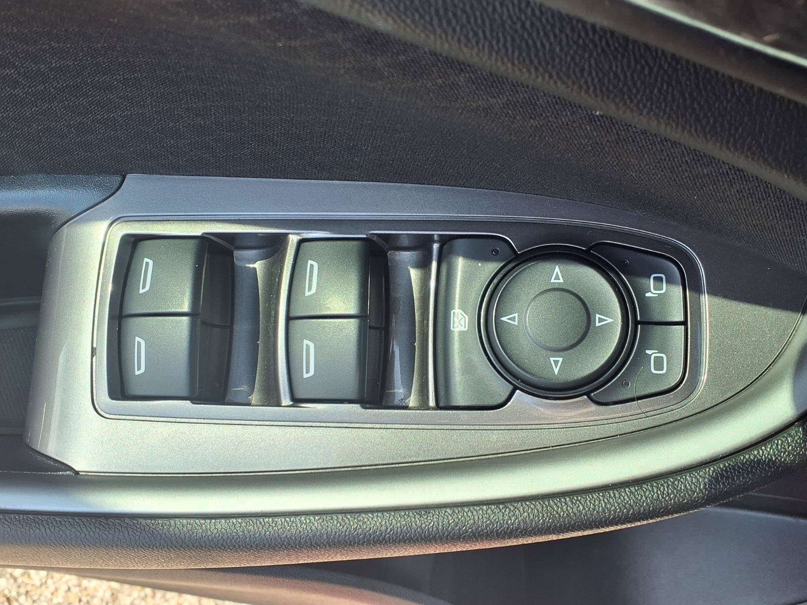 Used 2025 Chevrolet Malibu RS FWD image 8
