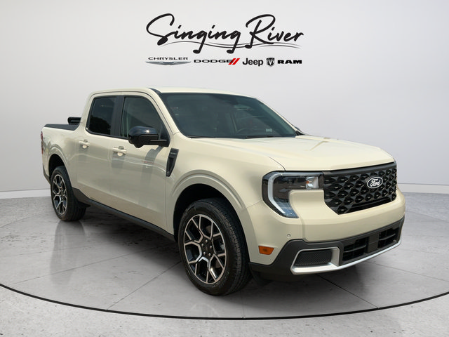 Used 2025 Ford Maverick Lariat AWD/4WD image 1