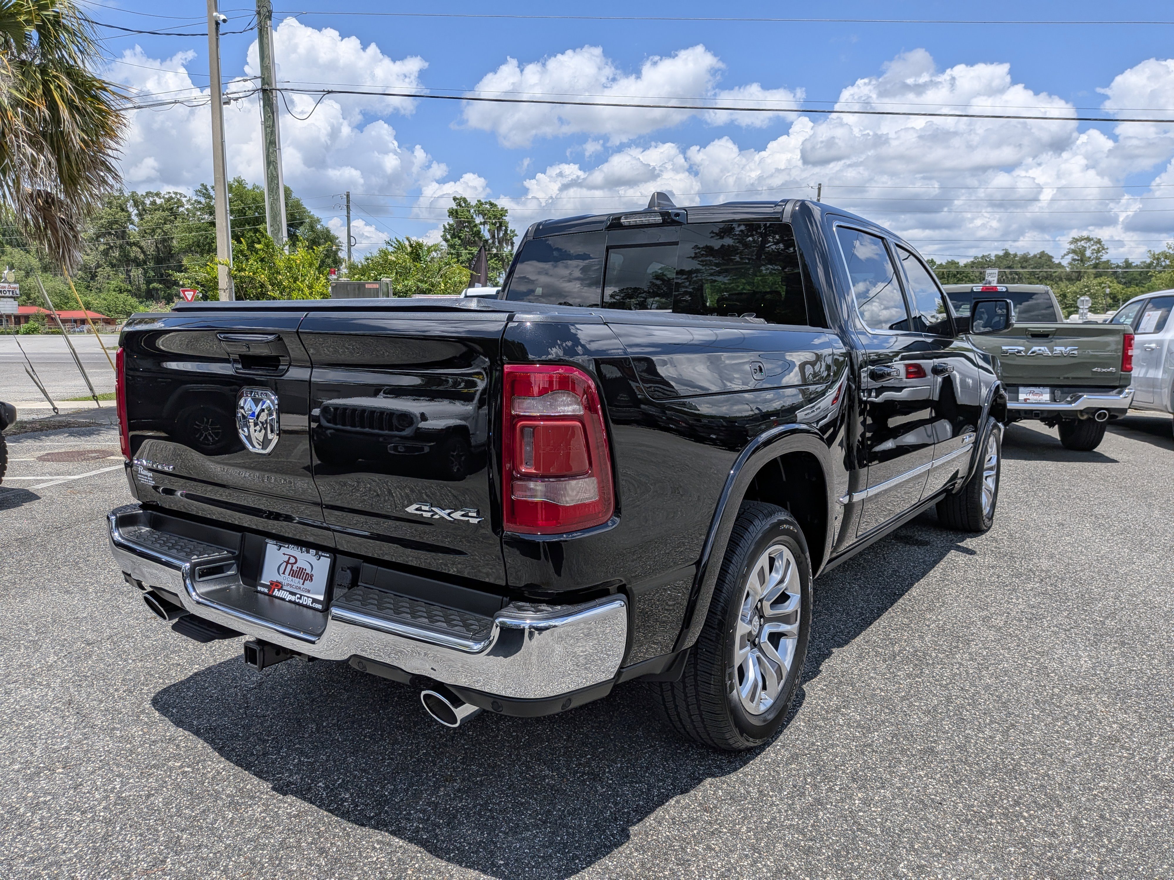 Certified 2024 RAM 1500 Limited AWD/4WD image 3
