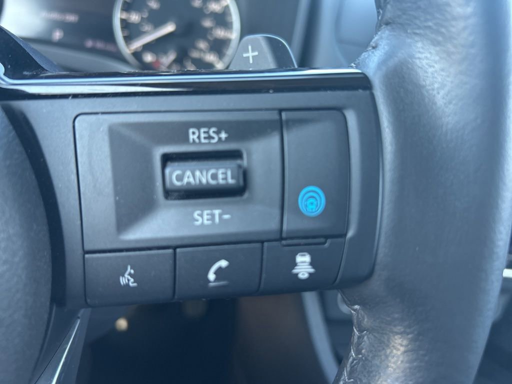 Certified 2023 Nissan Rogue SV w/ SV Premium B Package AWD/4WD image 18