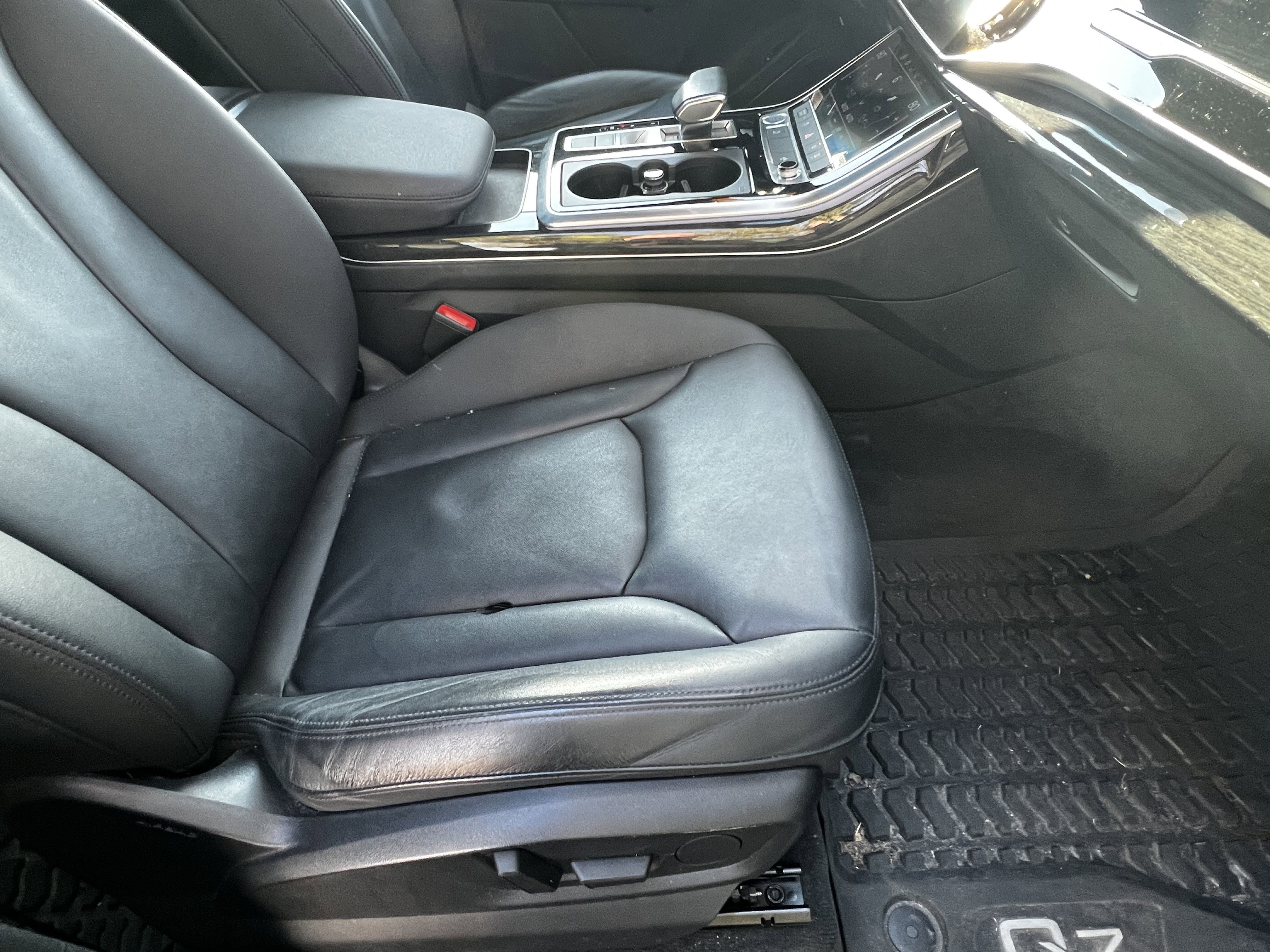 Used 2020 Audi Q7 3.0T Premium w/ Convenience Package image 45