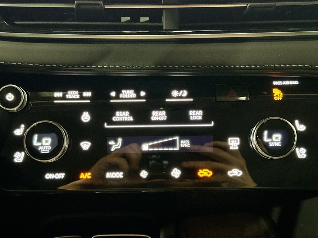 Certified 2026 INFINITI QX60 Luxe w/ Cargo Package FWD image 17