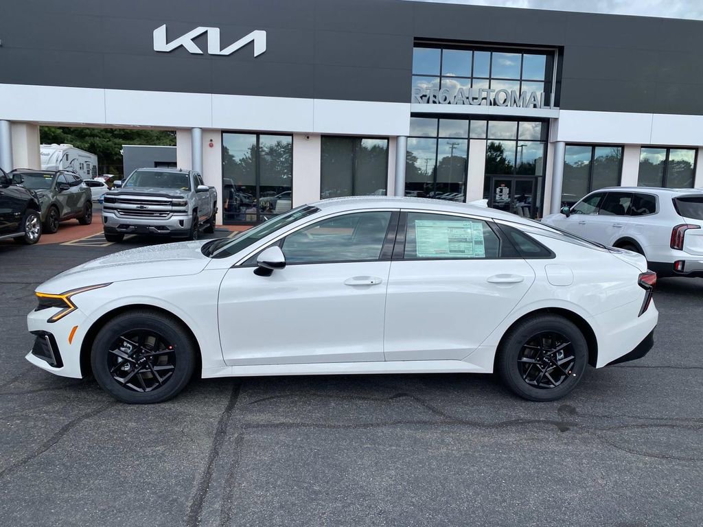 New 2026 Kia K5 LXS image 2