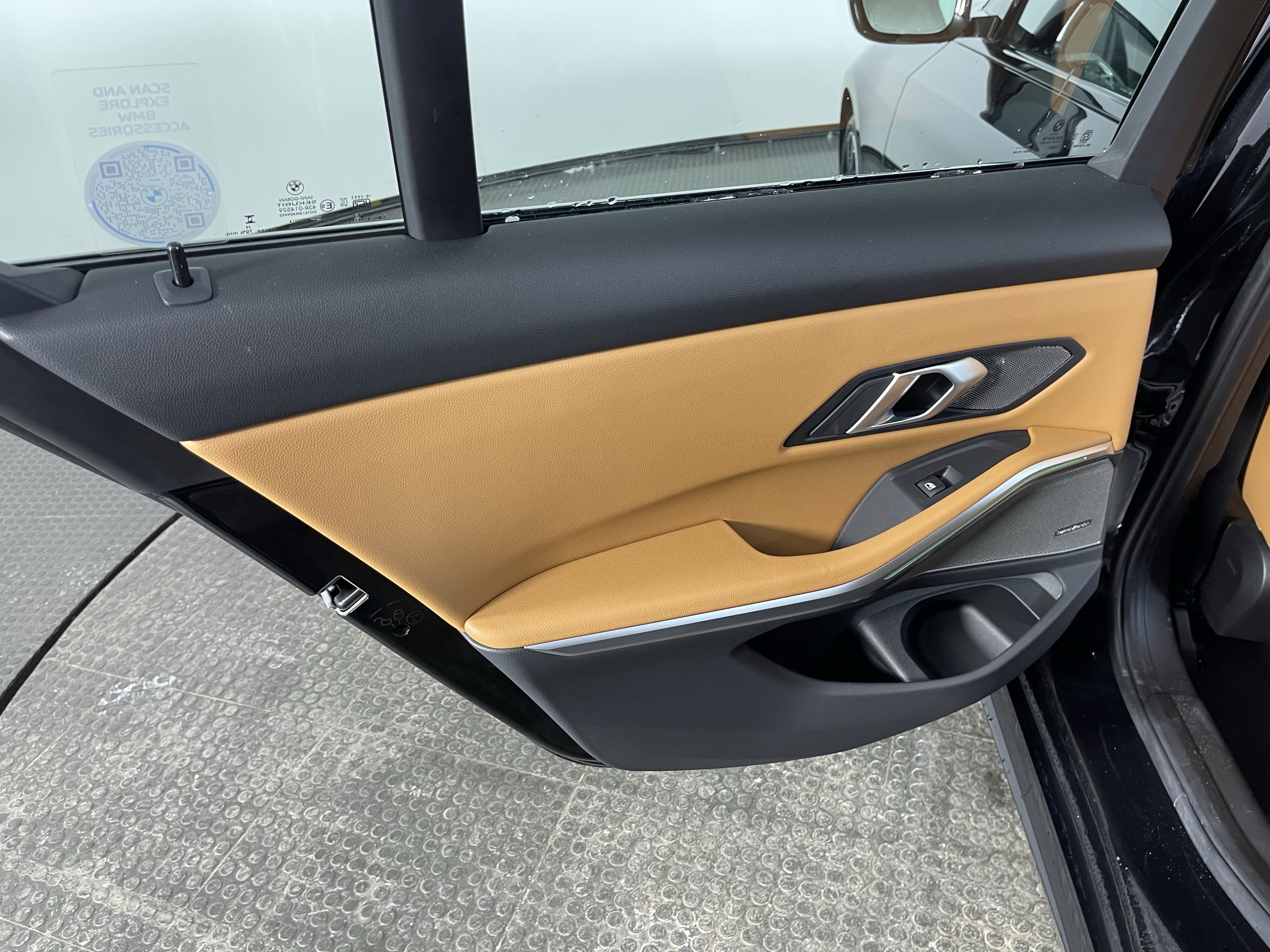 Used 2026 BMW 330i xDrive Sedan w/ M Sport Package image 16