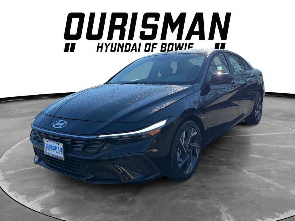 Certified 2025 Hyundai Elantra SEL image 2