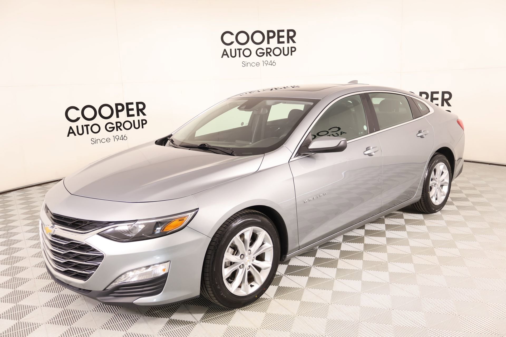 Used 2024 Chevrolet Malibu LT FWD image 10