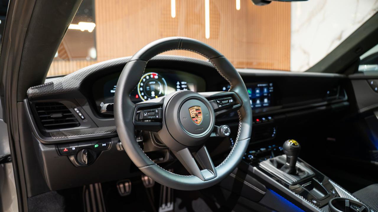 Used 2026 Porsche 911 GT3 RWD image 13