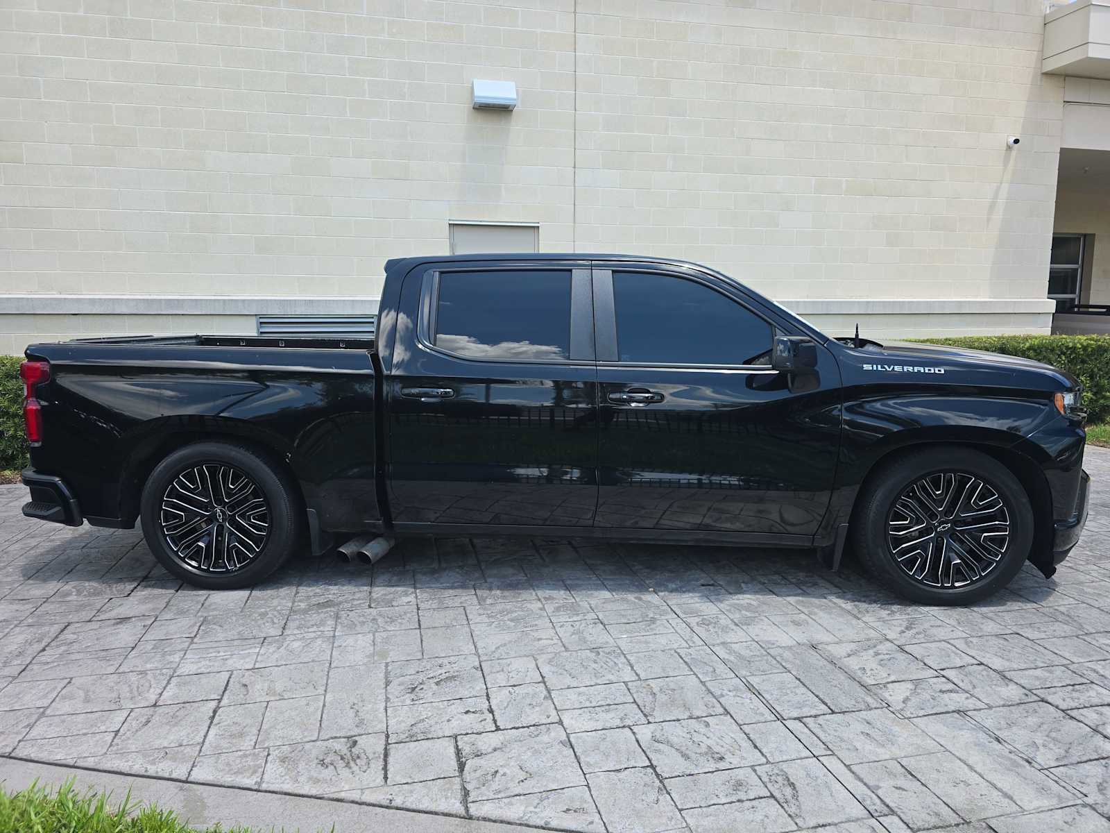 Used 2020 Chevrolet Silverado 1500 RST w/ All-Star Edition RWD image 3