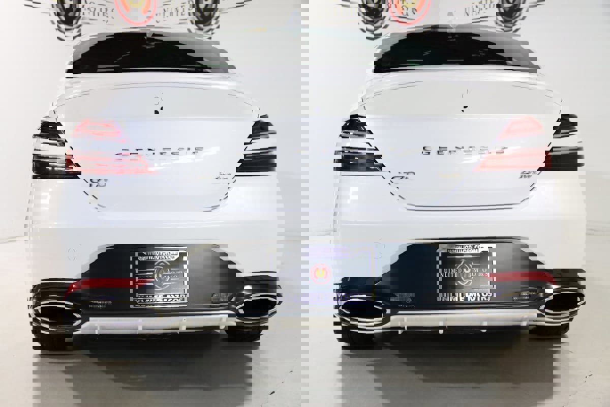 Used 2024 Genesis G70 2.5T image 24