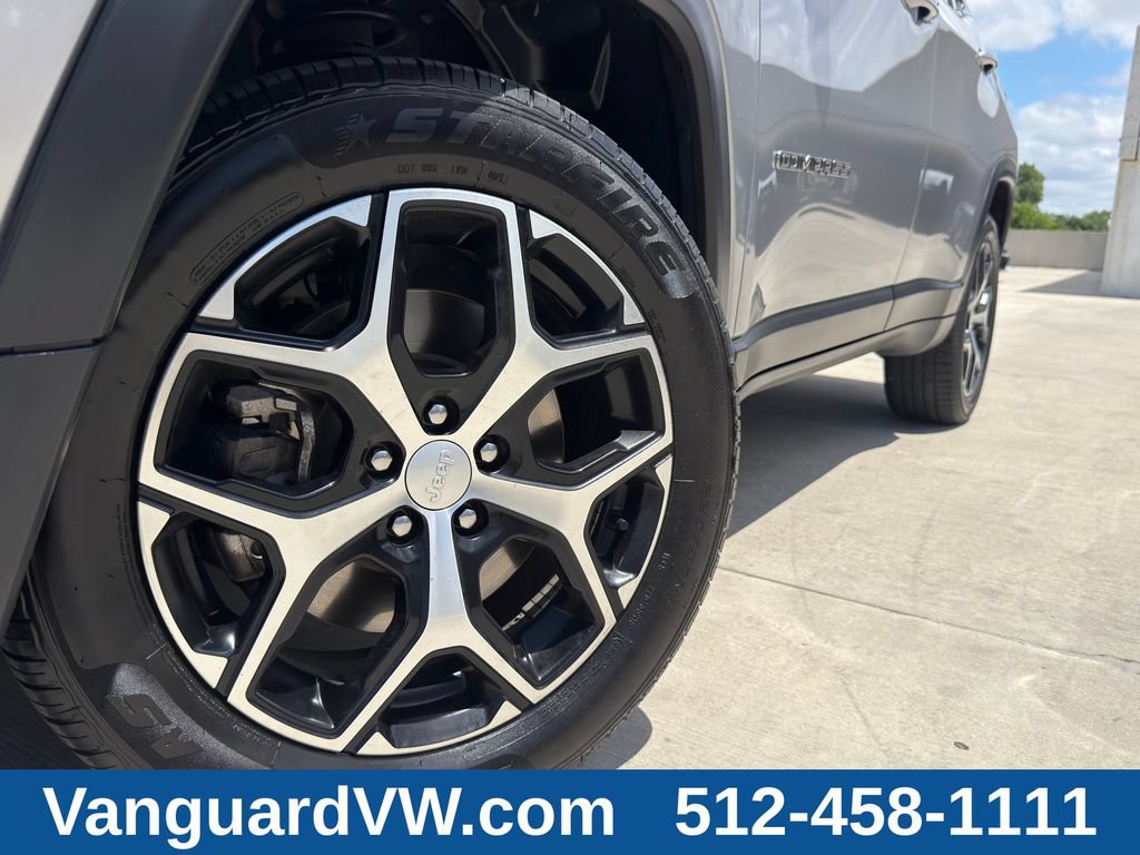 Used 2024 Jeep Compass Limited AWD/4WD image 4