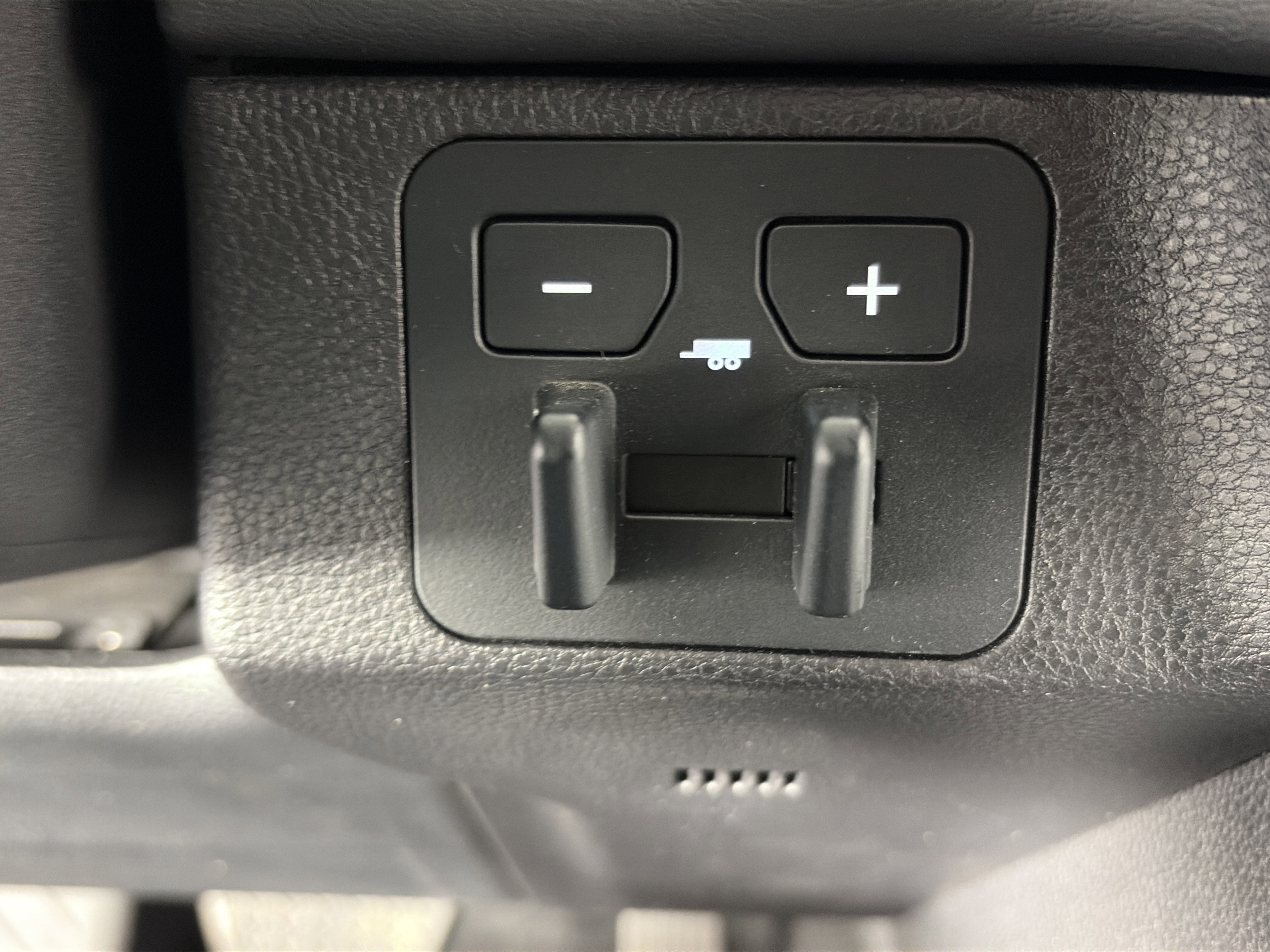 Used 2025 Toyota Sequoia Platinum w/ Tow Technology Package image 34