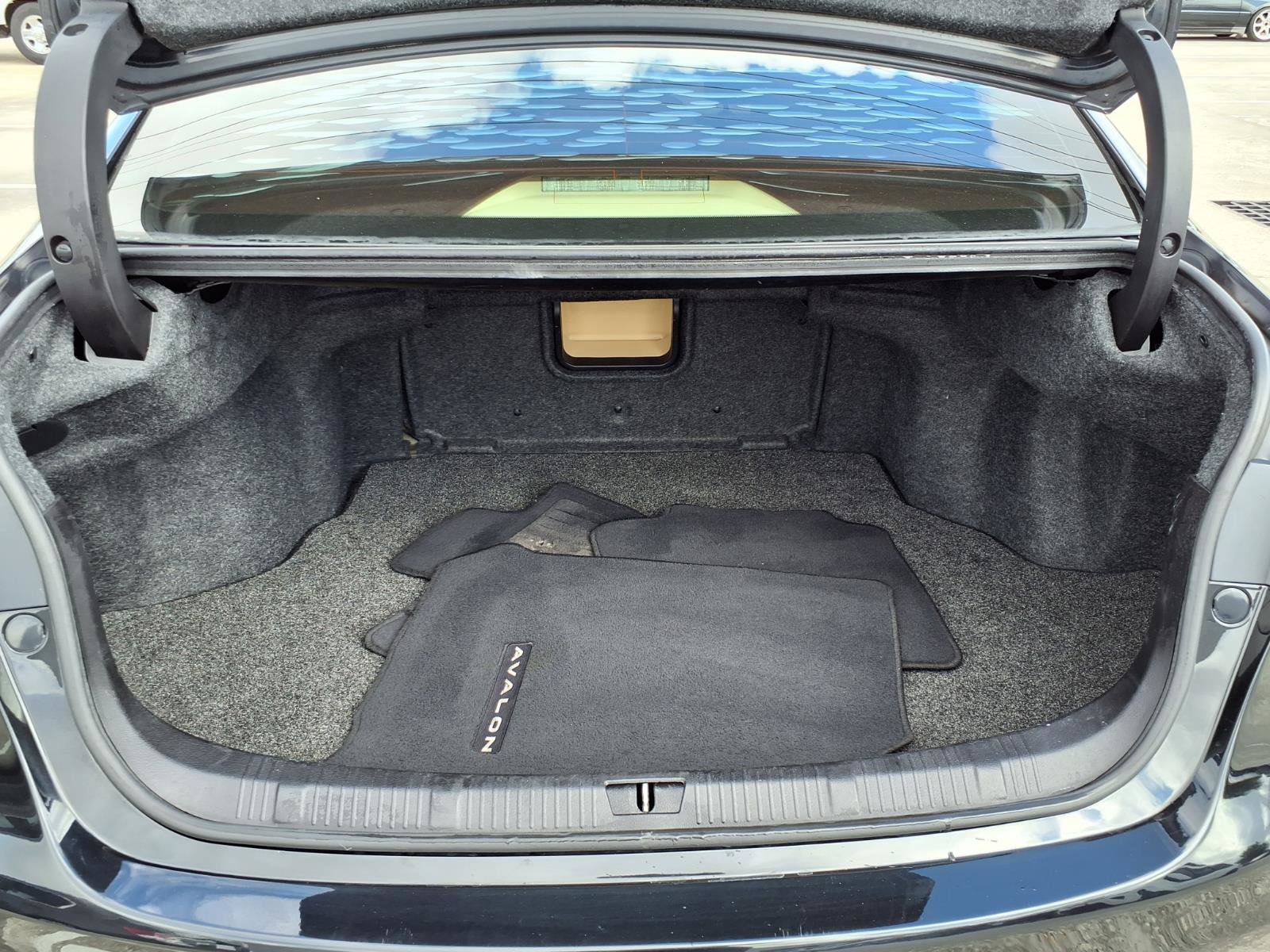 Used 2013 Toyota Avalon XLE Touring image 20