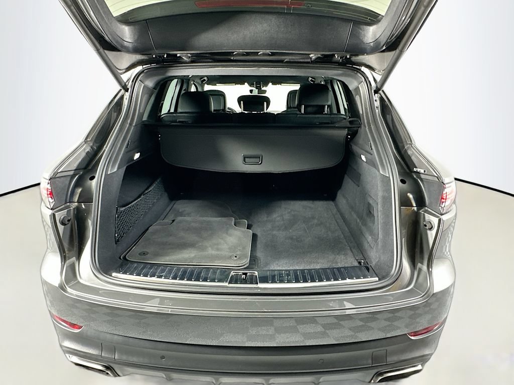 Certified 2020 Porsche Cayenne AWD/4WD image 27