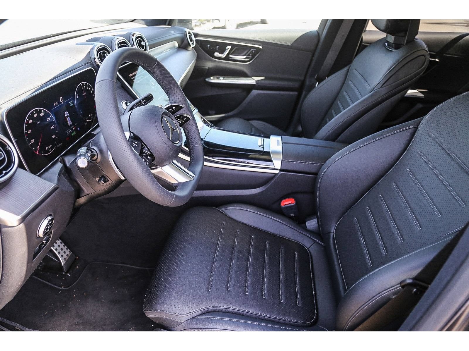 New 2026 Mercedes-Benz GLC 350e 4MATIC image 17