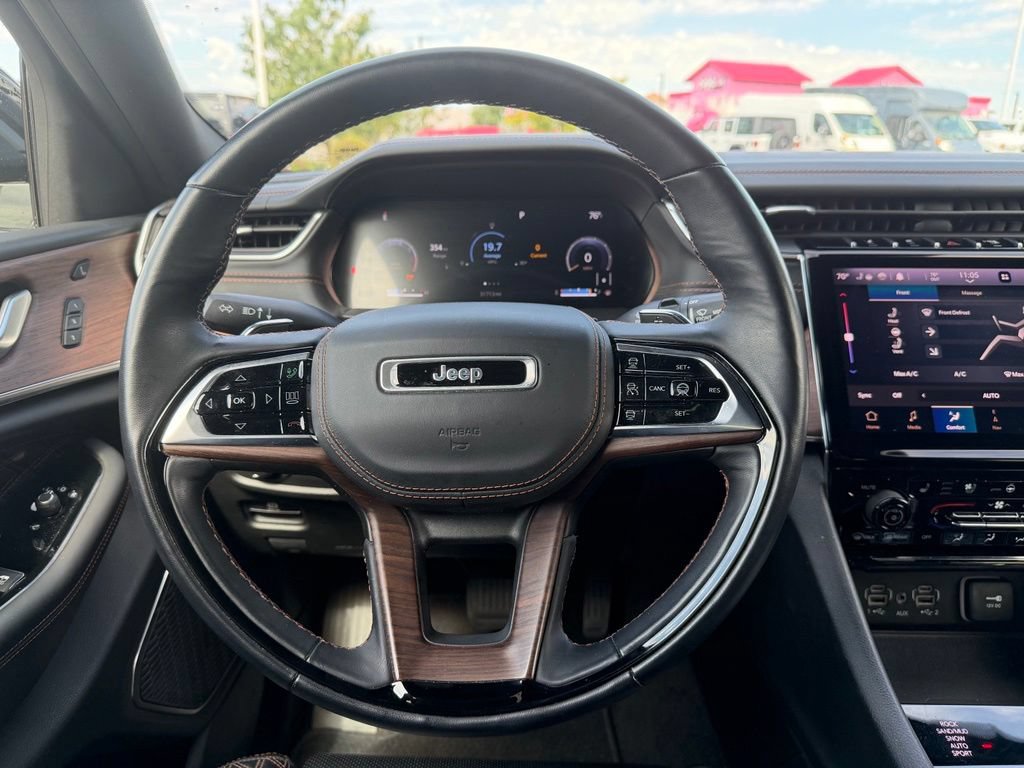Certified 2021 Jeep Grand Cherokee L Summit w/ Advanced Protech Group IV AWD/4WD image 8