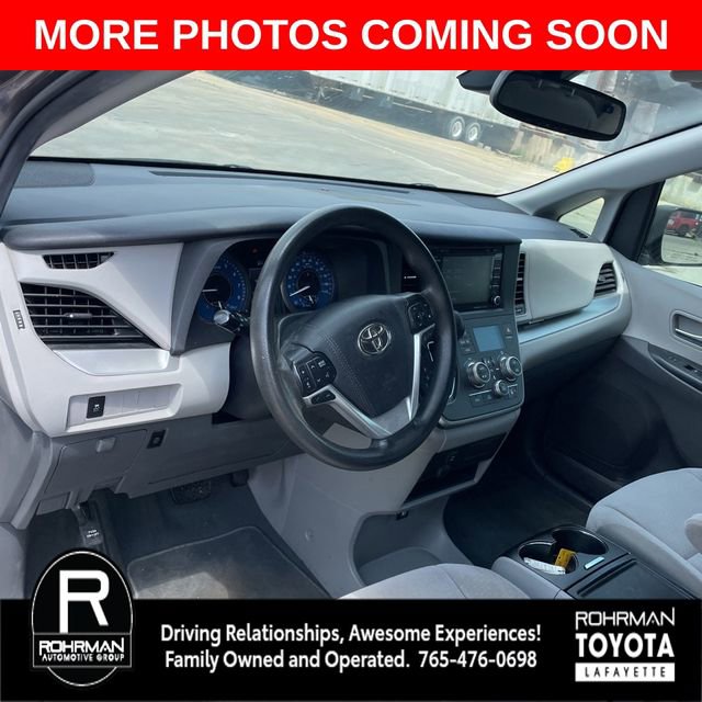 Used 2020 Toyota Sienna LE FWD image 9
