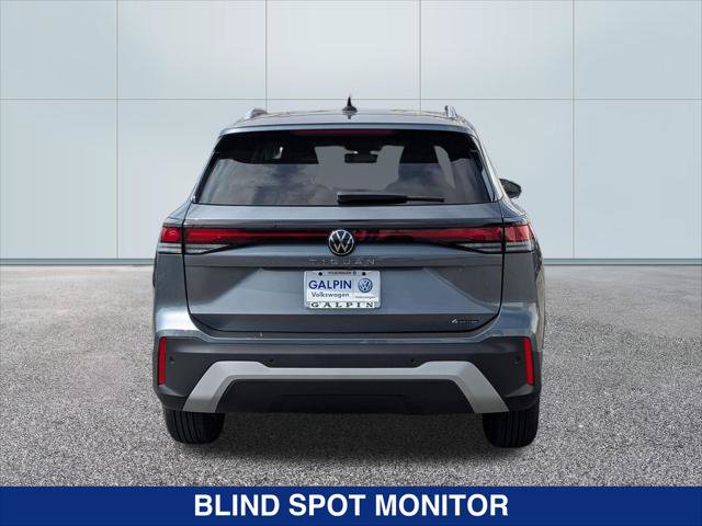 Certified 2025 Volkswagen Tiguan S AWD/4WD image 4