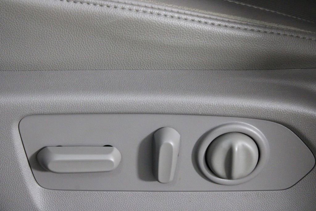 Used 2020 GMC Sierra 1500 SLT w/ SLT Premium Plus Package image 16