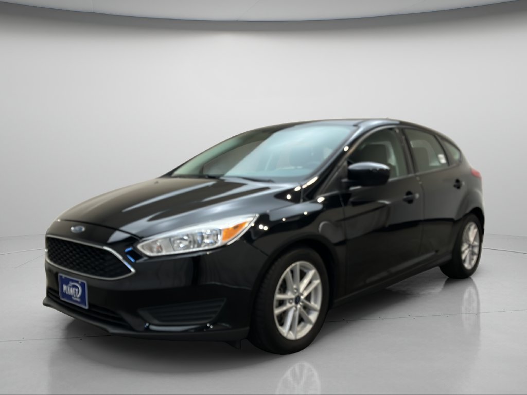 Used 2018 Ford Focus SE FWD image 3