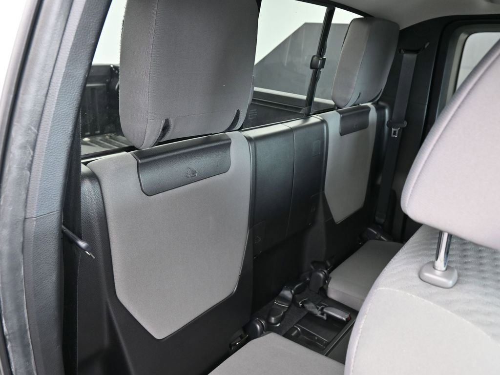 Used 2022 Toyota Tacoma SR image 35