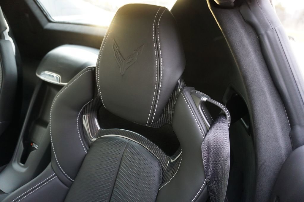 New 2025 Chevrolet Corvette E-Ray image 12