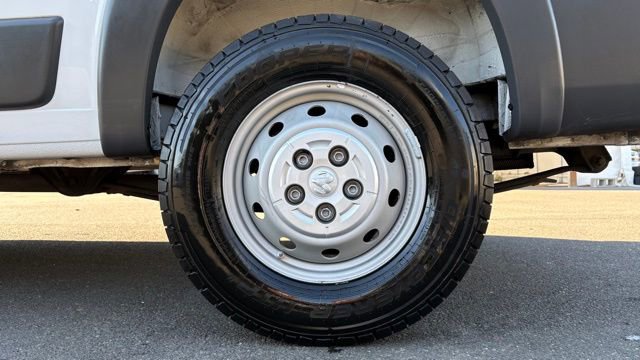 Used 2018 RAM ProMaster 2500 w/ Interior Convenience Group image 10