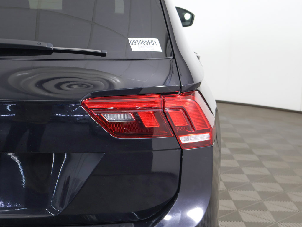 Used 2023 Volkswagen Tiguan SE FWD image 17