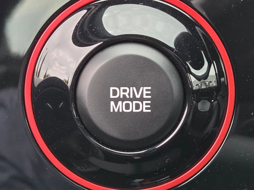 Used 2021 Hyundai Elantra N Line FWD image 17
